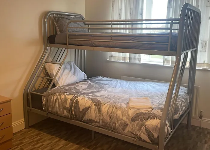 Airport Casa de hóspedes *